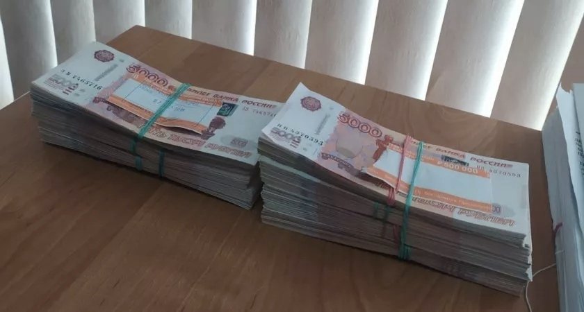 Шесть вакансий для сыктывкарцев с зарплатой от 40 до 200 тысяч рублей