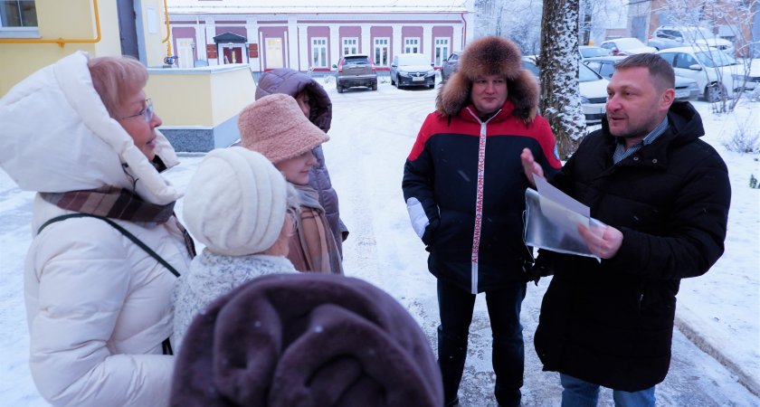 Депутаты Сыктывкара поздравили Совет дома, ставший победителем федерального конкурса