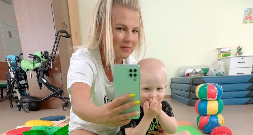 "Я хочу, чтобы мой сын ходил": сыктывкарка объявила сбор средств на лечение своего ребенка