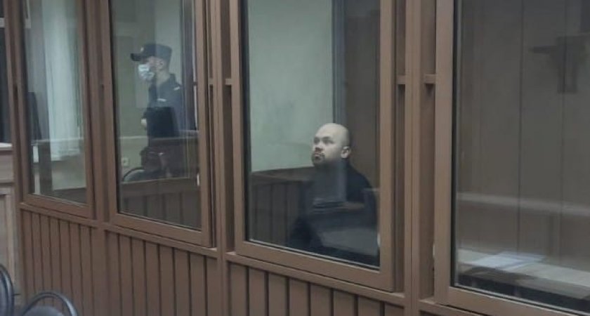 В Сыктывкаре экс-учителя обвинили в оправдании терроризма и отправили в СИЗО