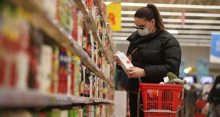 Роскачество рассказало, какой апельсиновый сок самый полезный