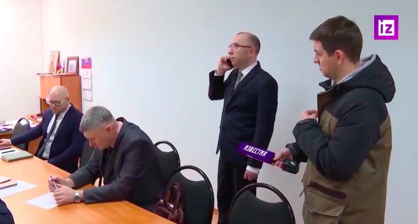 Депутаты совета Печоры вступились за мэра который нагрубил журналистам