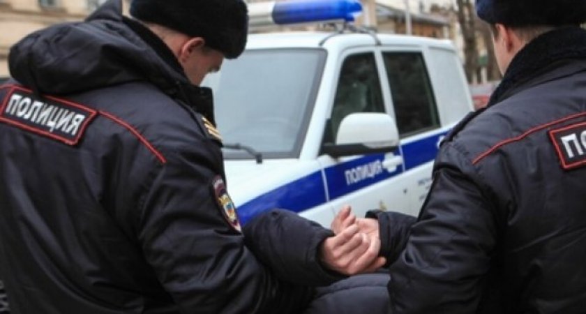 Жителя Коми арестовали за курение наркотиков в общественном месте