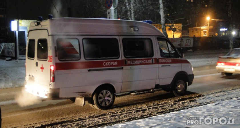 В Коми спасли тяжелобольную женщину, запертую в своей квартире