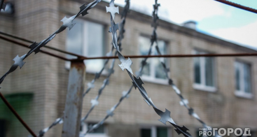 Главу Коми Вячеслава Гайзера арестовали на 2 месяца