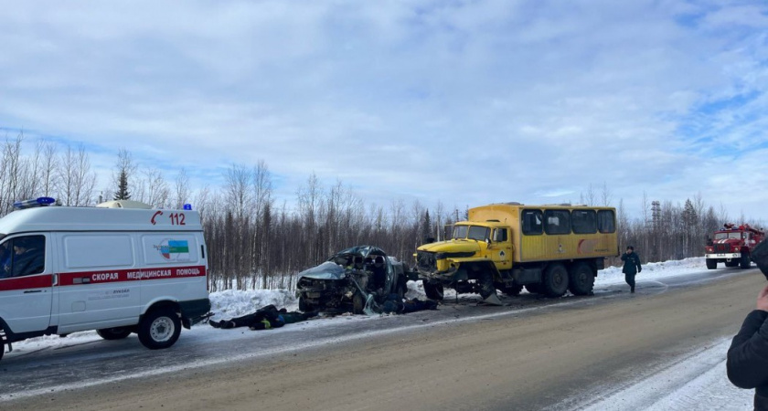 В Коми возбудили дело по факту смертельного ДТП, где погибли четыре человека