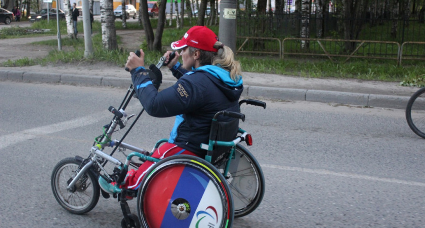 У жительницы Коми украли 80 тысяч рублей под предлогом покупки инвалидной коляски