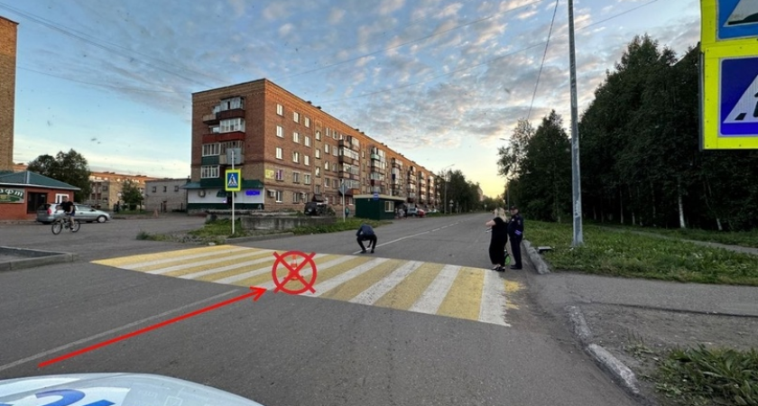 В Коми подростки на питбайке опрокинулись на дороге