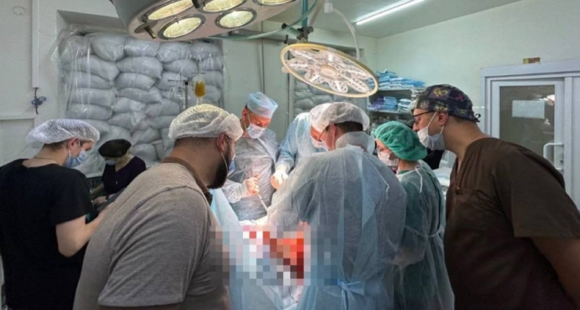 Врачи на территории СВО получили медтехнику из Коми
