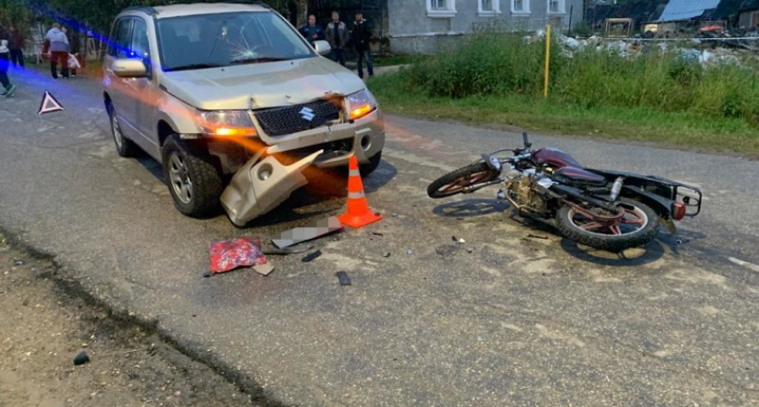 В сосногорском поселке Войвож пьяный мопедист "влетел" во внедорожник