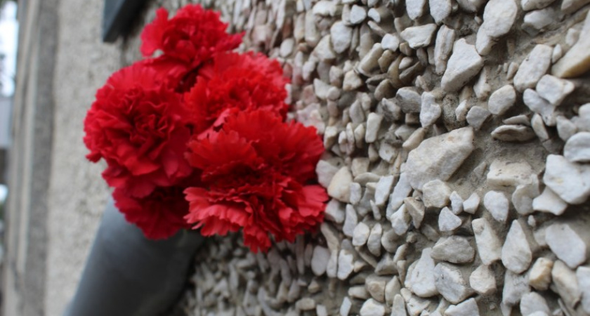 "Являются образцом мужества": в Сыктывкаре почтили память бойцов, погибших на Украине и в Чечне