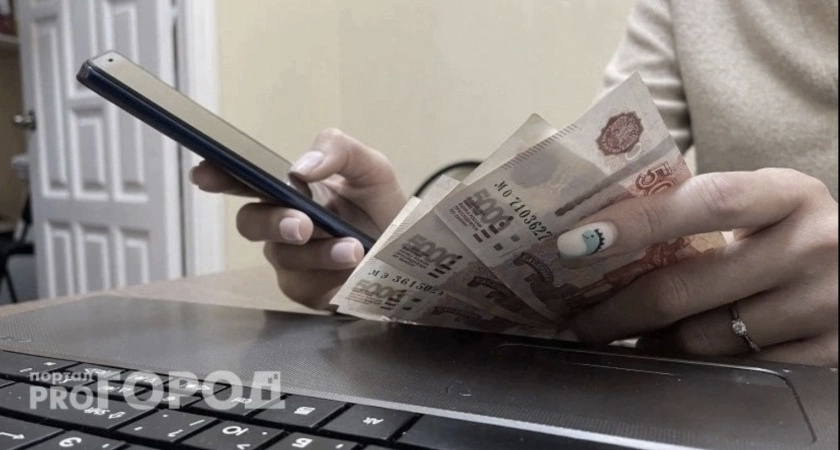 В Коми мужчина, находясь в колонии, незаконно заработал 300 тысяч рублей