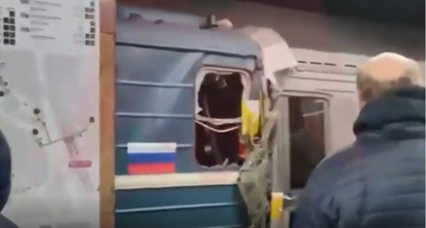 В московском метро столкнулись два поезда: есть пострадавшие