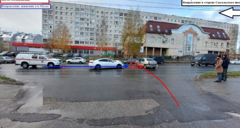 В Сыктывкаре водителя "Логана" доставили в больницу с множеством переломов после ДТП