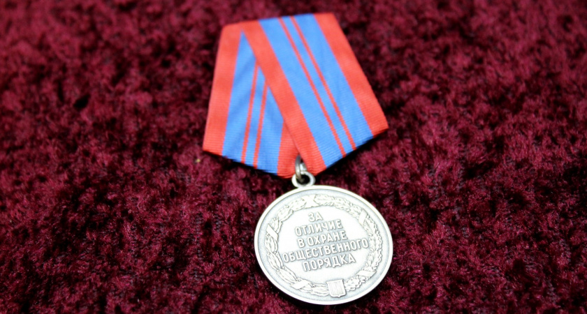 Росгвардейцам из Коми вручили награды за участие в СВО