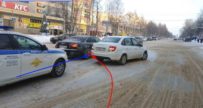 В Сыктывкаре водитель Лады подрезал Ауди