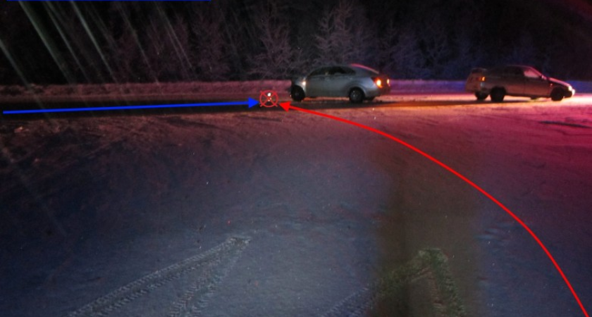 Два автомобиля не поделили дорогу под Ухтой