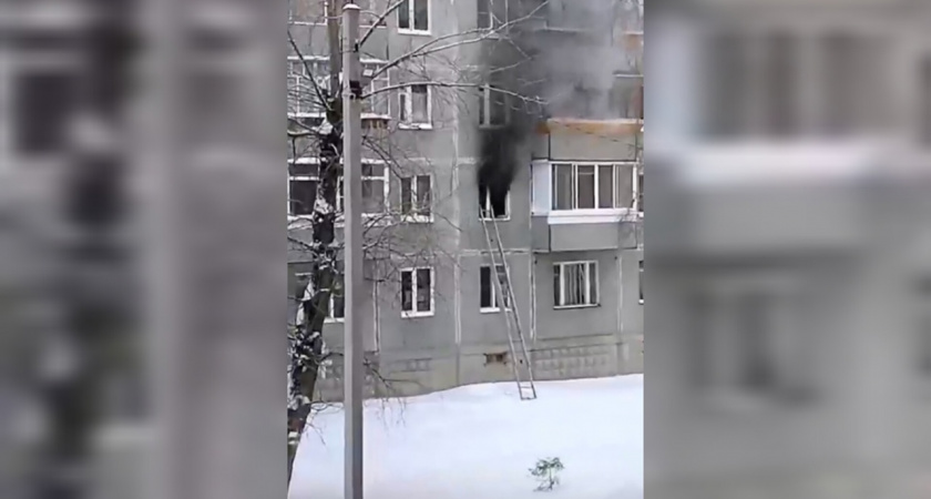 Сыктывкарская семья с двумя детьми осталась без квартиры после пожара