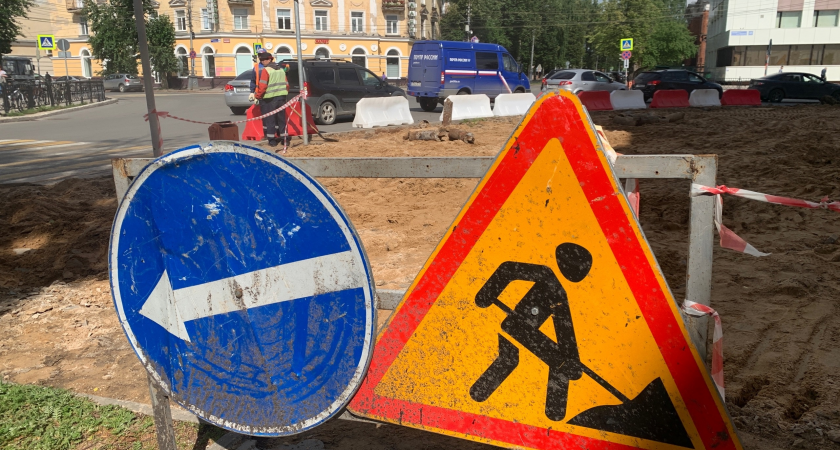 В пригородном посёлке Сыктывкара отремонтируют основную дорогу