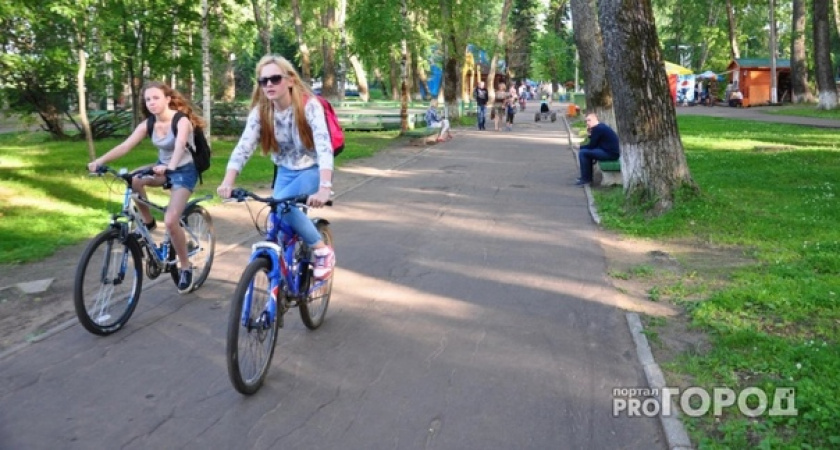 Россияне отдохнут сразу 9 дней подряд: длинные выходные и сокращенная рабочая неделя будут в июне