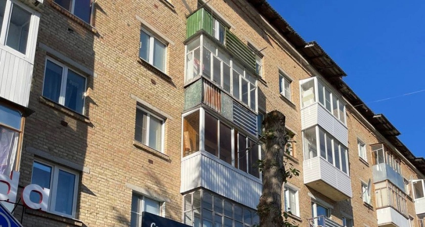 Будет полный запрет: застекленные балконы заставят убрать и не разрешат сделать заново