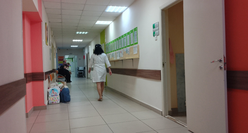 Медработница Сосногорской больницы украла деньги у пациентки