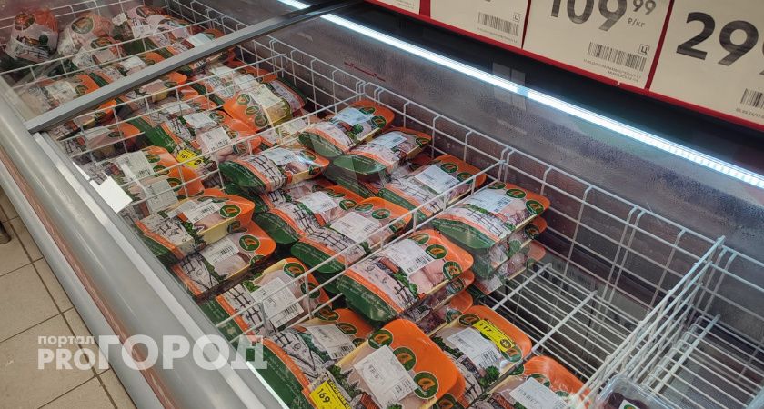 "Не мясо, а сплошная химия": Эксперты назвали худший бренд филе цыпленка