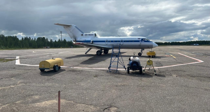 Самолет из Сыктывкара не долетел до Воркуты из-за технических неполадок