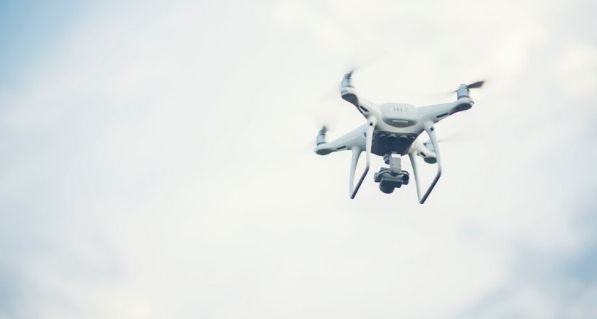 За отдыхающими у воды в Коми следят дроны