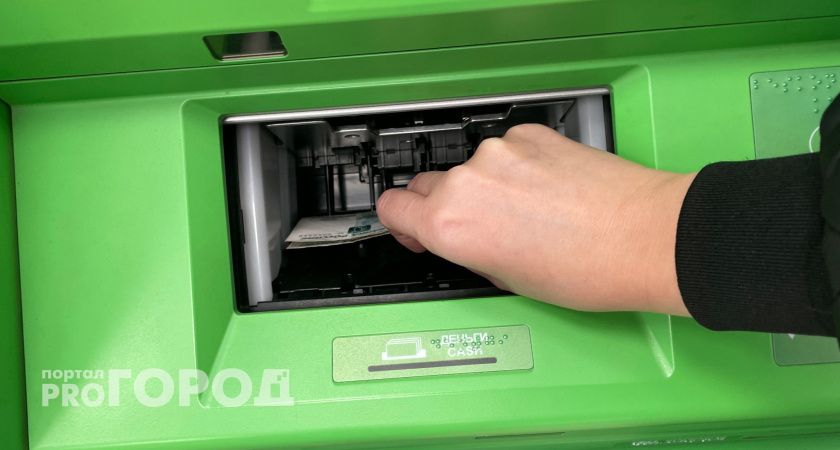 Житель Коми лишился более 370 000 рублей в попытке продлить сотовый договор