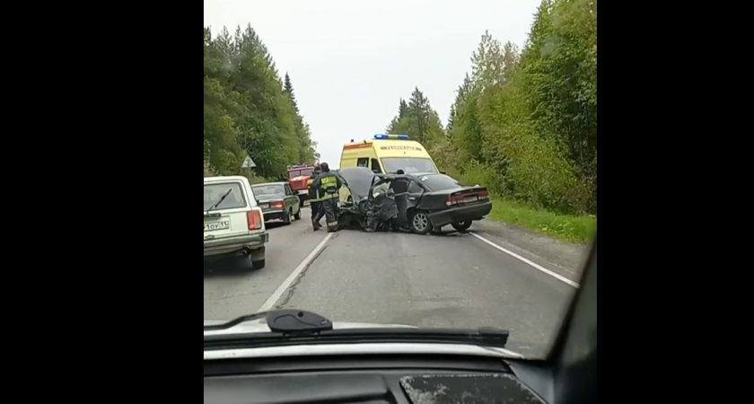 На одной трассе произошло крупное ДТП с пострадавшими