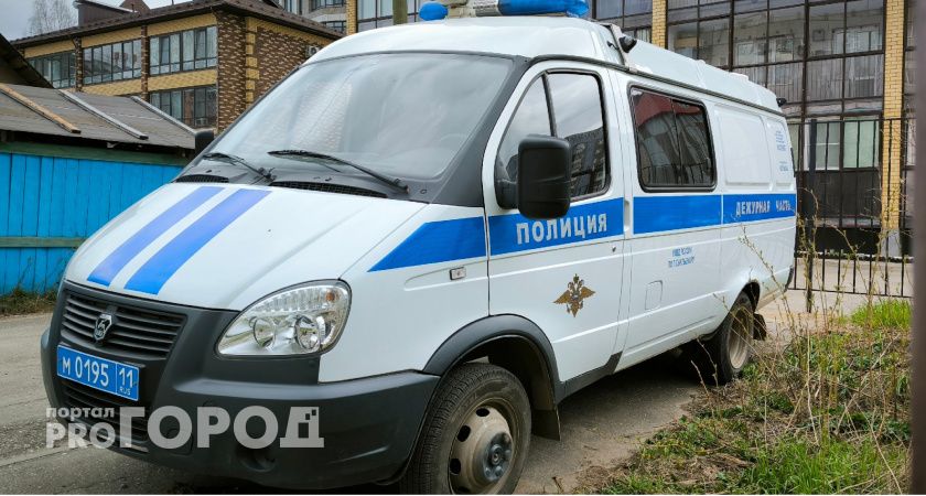 В Коми полицейские задержали угонщиков двух внедорожников 