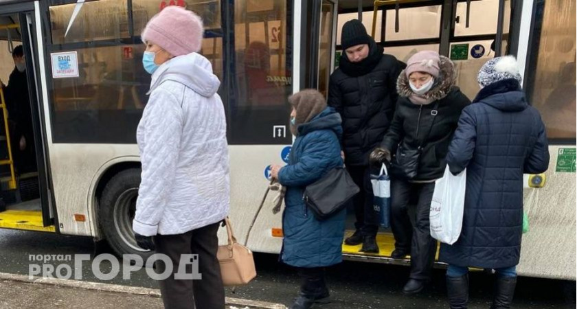 Решено снизить возраст выхода на пенсию до 55/60 лет – кто попал в список