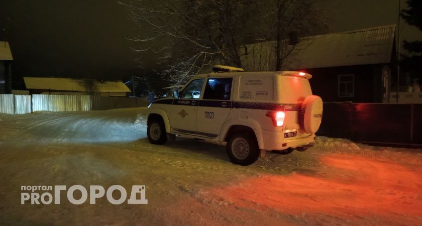 В Сыктывкаре охранник получил удар ножом в грудь от бывшего сотрудника 