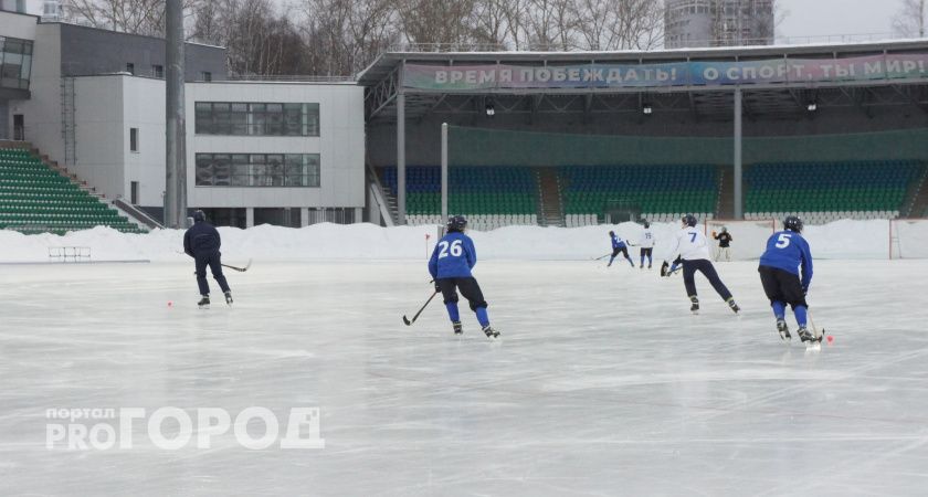 Сыктывкарский "Строитель" сыграет на Красной площади 