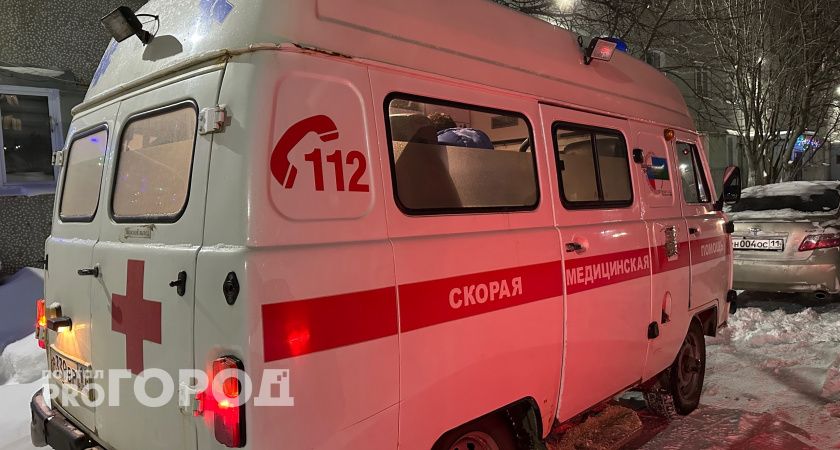 В Усинске Toyota Land Cruiser столкнулся с Chevrole: водитель второго авто попал в больницу 