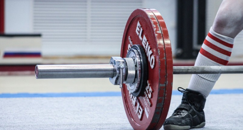 "Серебро" и "бронза": семь медалей завоевали пауэрлифтеры из Коми на первенстве России