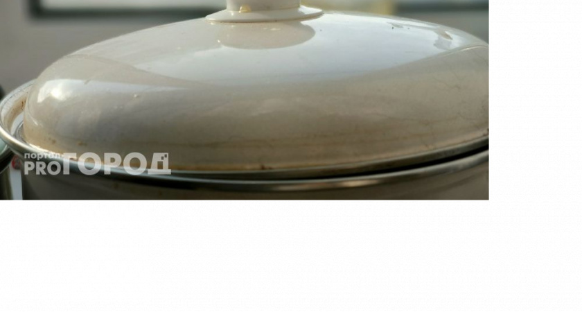 Суп на курином бульоне с плавленым сыром и сезонными овощами