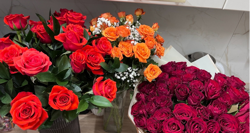 Всего одна таблетка в воду и букет цветов "проживет" месяц - есть в любой аптеке