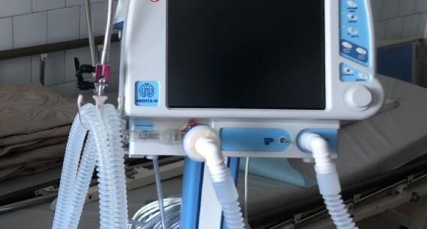 В больницы Коми поступили 27 новых аппаратов ИВЛ