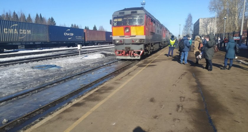 Фото к статье: Люди лишились дара речи: в поездах теперь делать строго запрещено. Как теперь будут ездить пассажиры РЖД