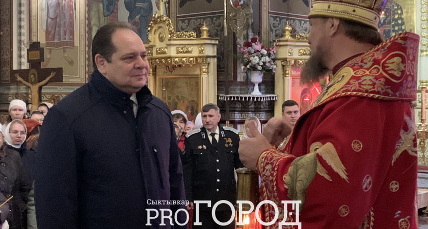 “Мы будем еще добрее, светлее”: в Сыктывкаре прошла Пасхальная служба