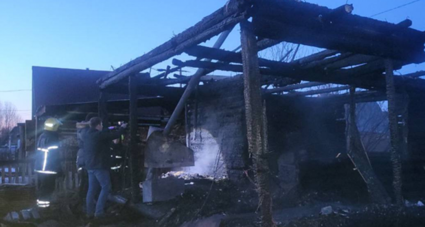 Трагедия огня в Коми: серия пожаров унесла жизни людей, десятки эвакуированы