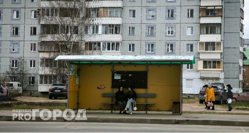 В Сыктывкаре в рамках ремонта дорог обновят 30 остановок 