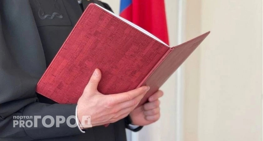 Экс-Глава Коми Вячеслав Гайзер пытается защитить от продажи свою квартиру в Москве