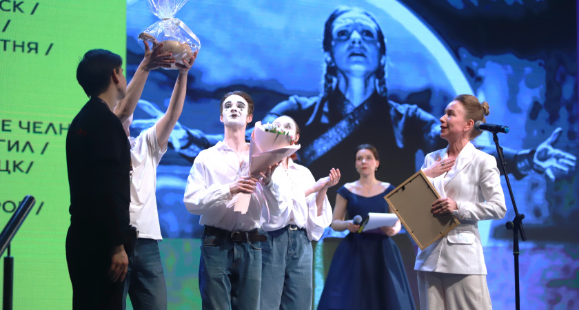 Воркутинский драмтеатр взял спецприз на фестивале малых городов России в Коми  