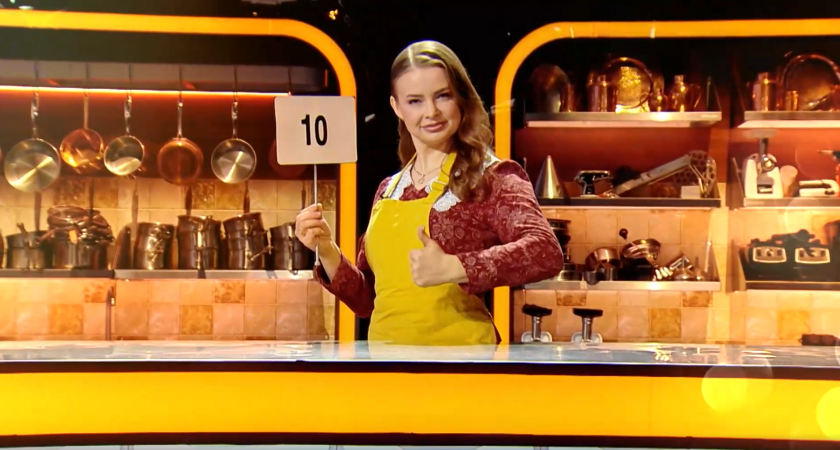 Сыктывкарская домохозяйка бросила вызов Ивлеву в кулинарном шоу на "Пятнице!"