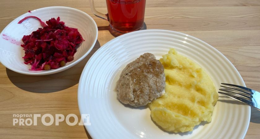 В Сыктывкаре повысят расходы на льготное питание в школах из-за роста цен на продукты