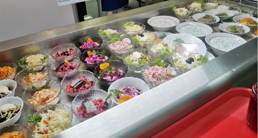 Ученые назвали самый вредный для печени продукт – а в России его просто обожают