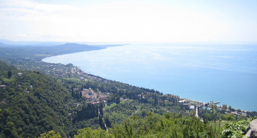 Абхазия: райский уголок или "красивый ад"? Честные отзывы российских туристов